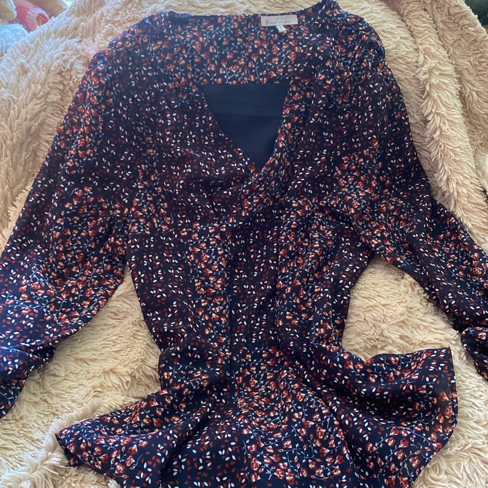 floral print “skies are blue”plus sized women’s blouse